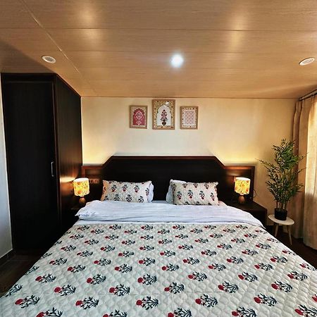 Bed and Breakfast Himalayan Hideaway Шимла Экстерьер фото