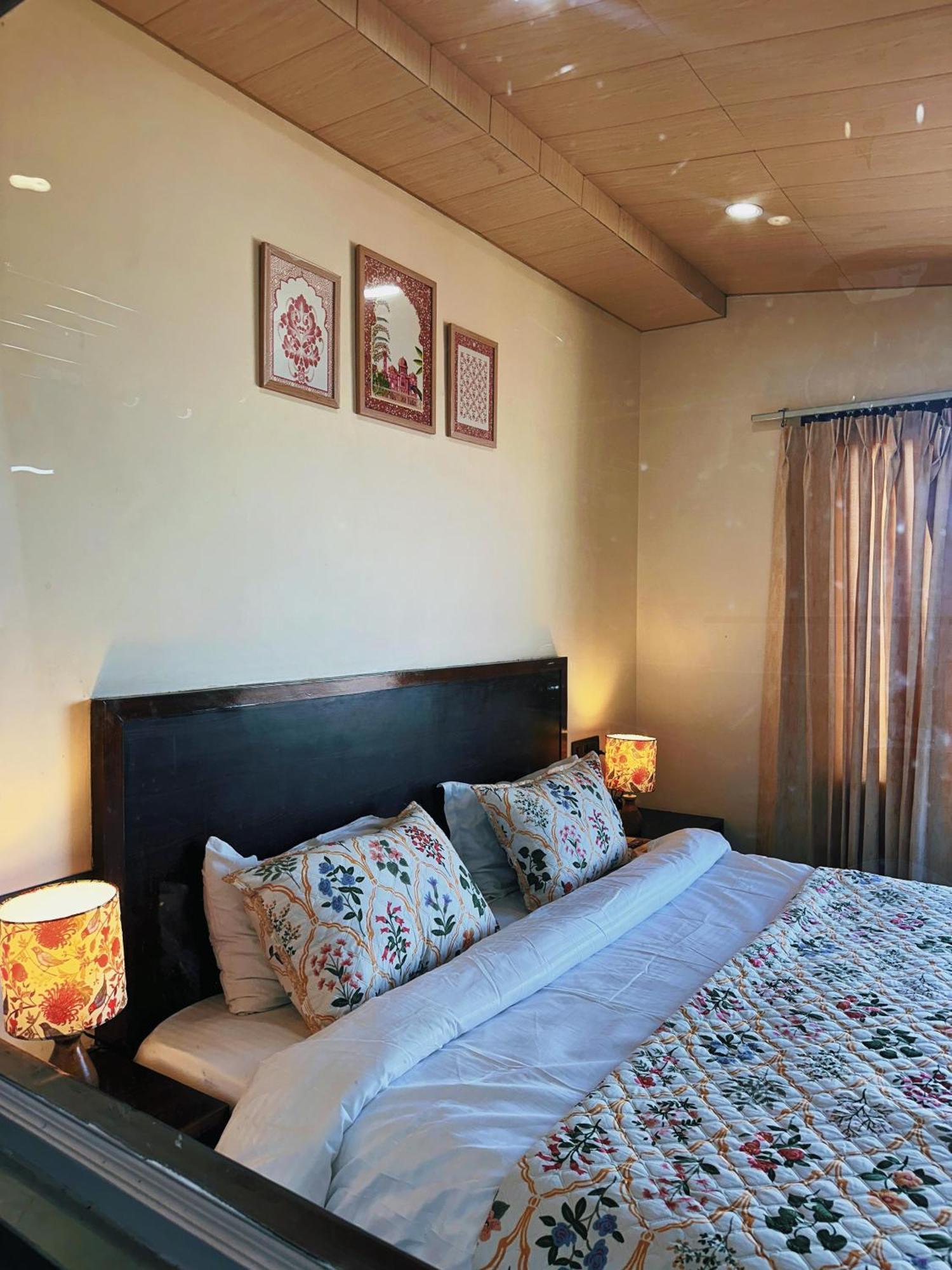 Bed and Breakfast Himalayan Hideaway Шимла Экстерьер фото